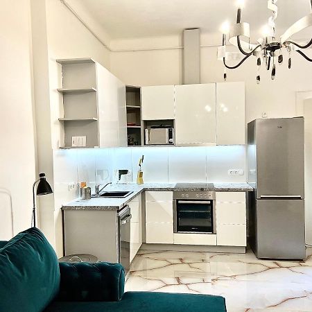 L8 Guesthouse Budapest Eksteriør billede